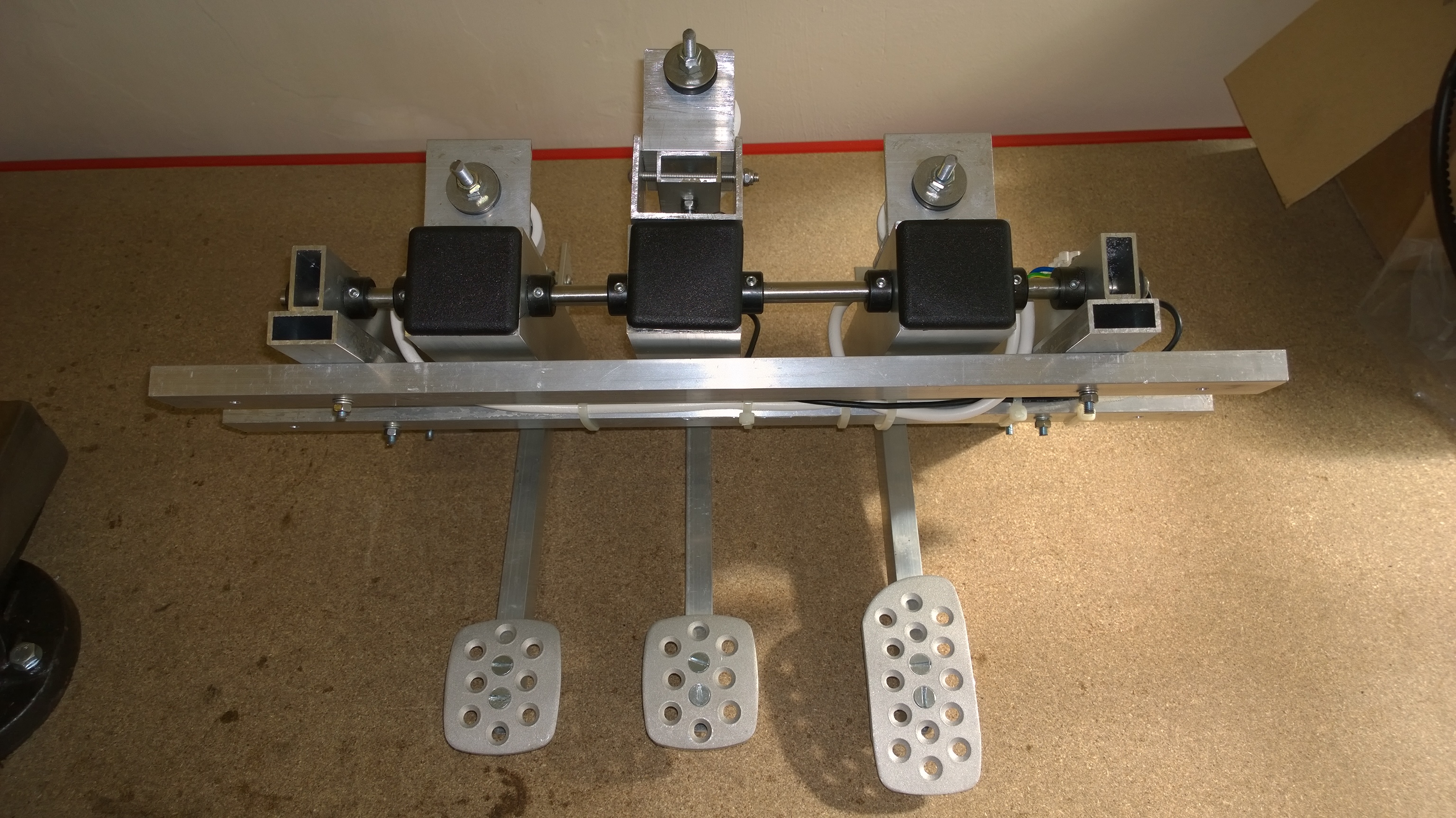 Sim Racing Pedals 03